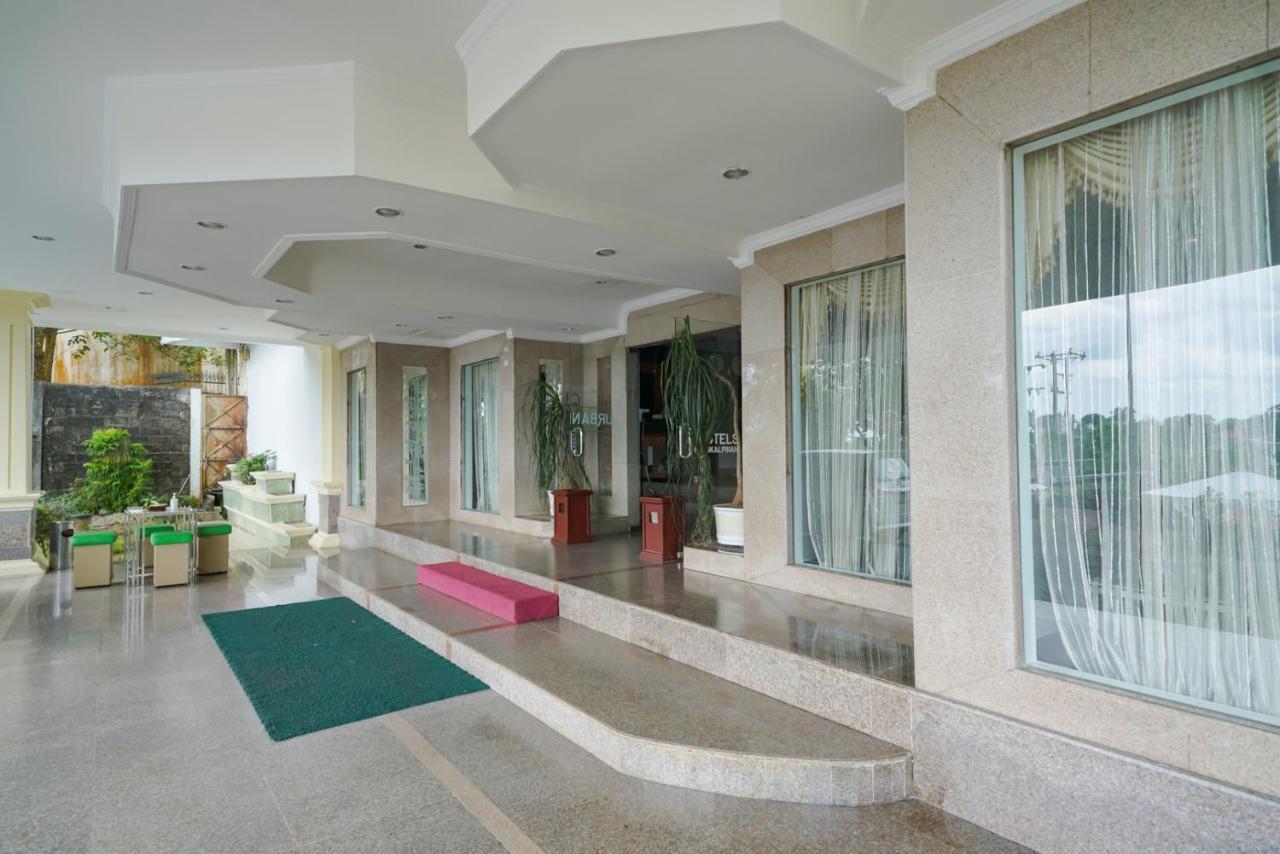 Urbanview By Millenium Hotel Pangkal Pinang Exteriér fotografie